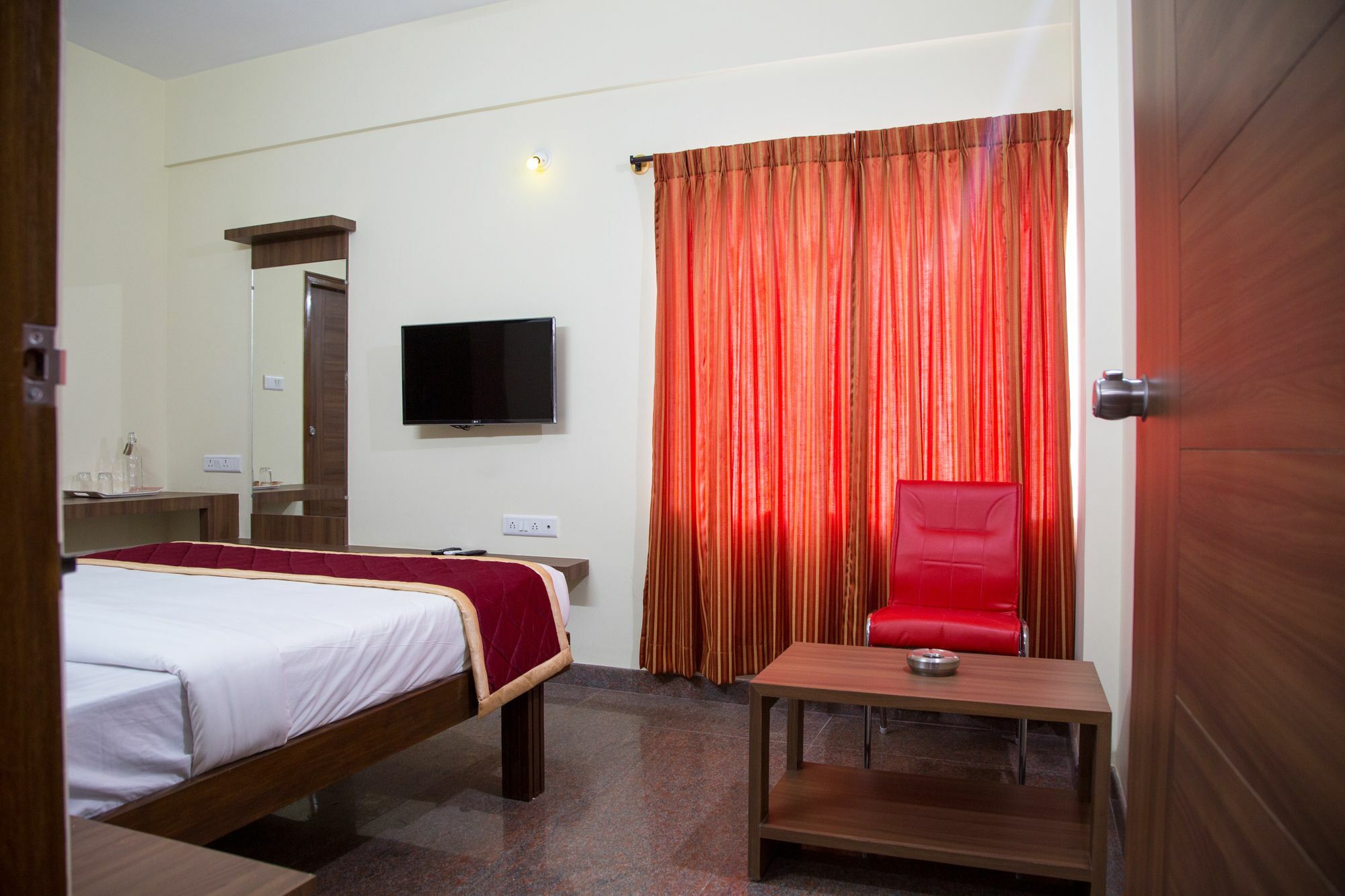 Hotel O Champion Comfort Near Hosahalli Metro Station Bengaluru Kültér fotó
