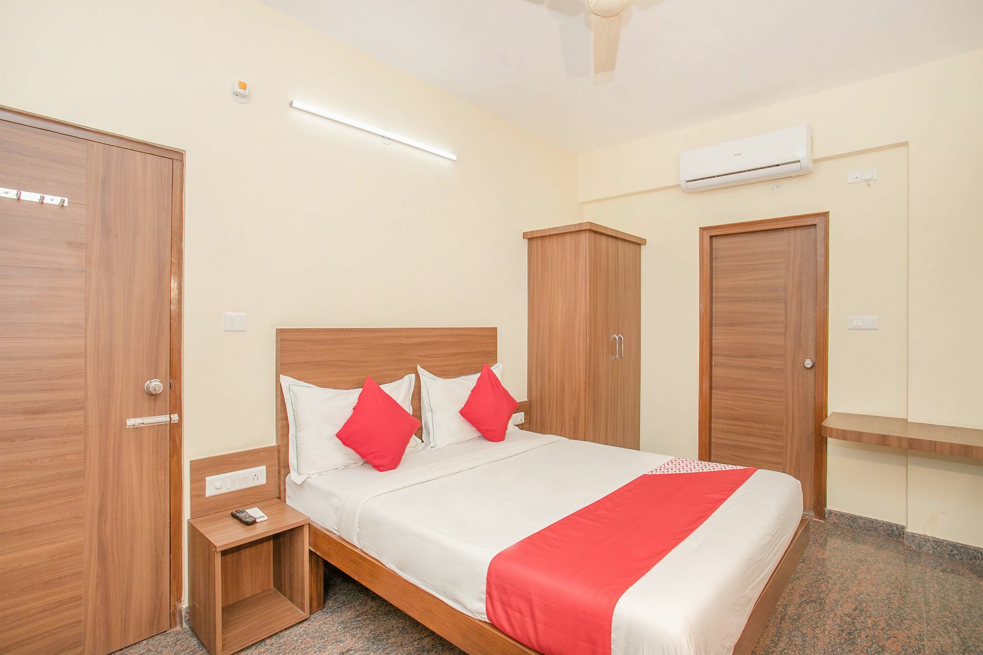 Hotel O Champion Comfort Near Hosahalli Metro Station Bengaluru Kültér fotó