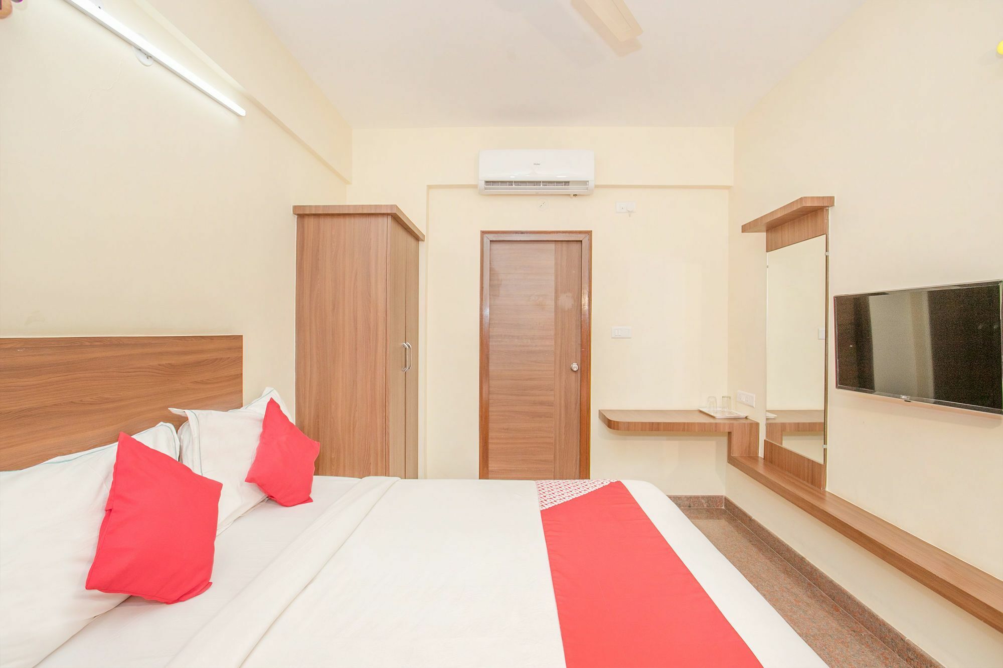 Hotel O Champion Comfort Near Hosahalli Metro Station Bengaluru Kültér fotó